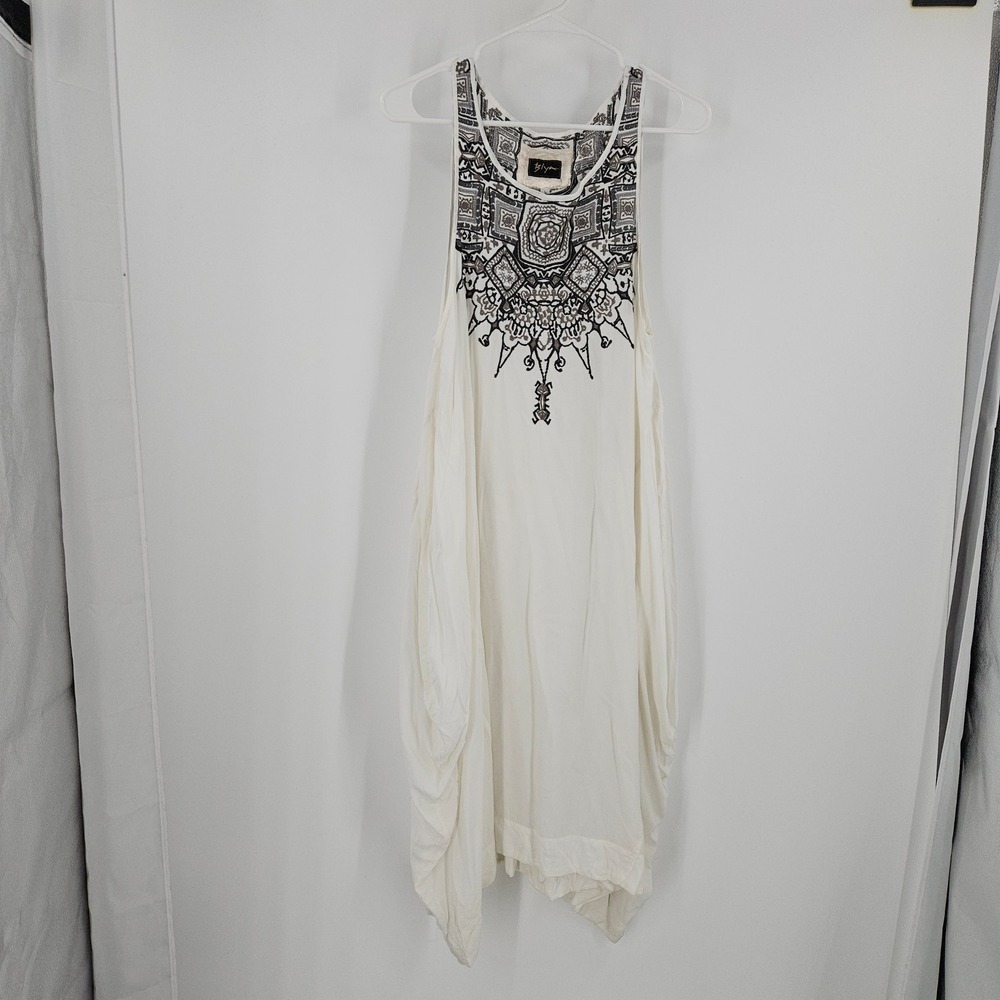 Biya Johnny Was Embroidered Tank Art to Wear White Handkerchief Asymmetrical L